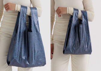 別注「BAGGU メタリック ブルーフレーク」発売中！