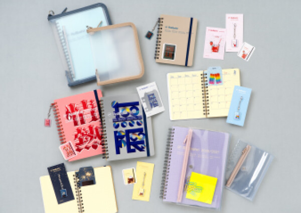 「ロルバーン アクセサリー」新アイテムが発売中 ～直営店限定商品もございます！～