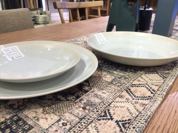 軽くて使いやすい美濃焼の食器☆