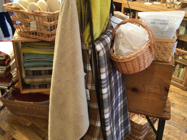 お部屋でぬくぬくBOAブランケット