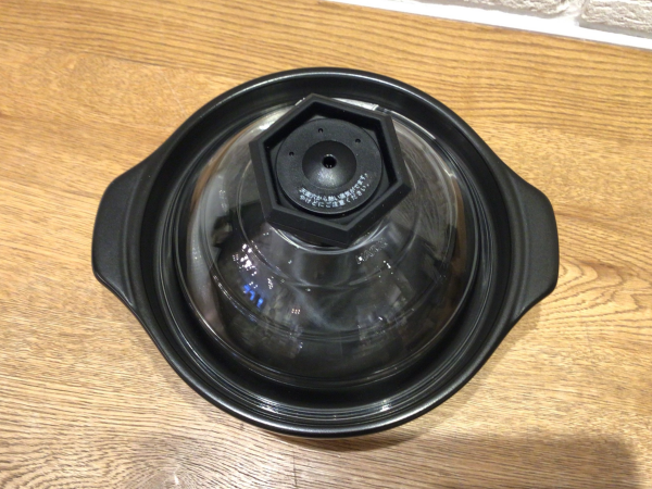 フタがガラスのご飯窯