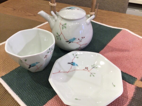 かわいらしい小鳥の和食器☆