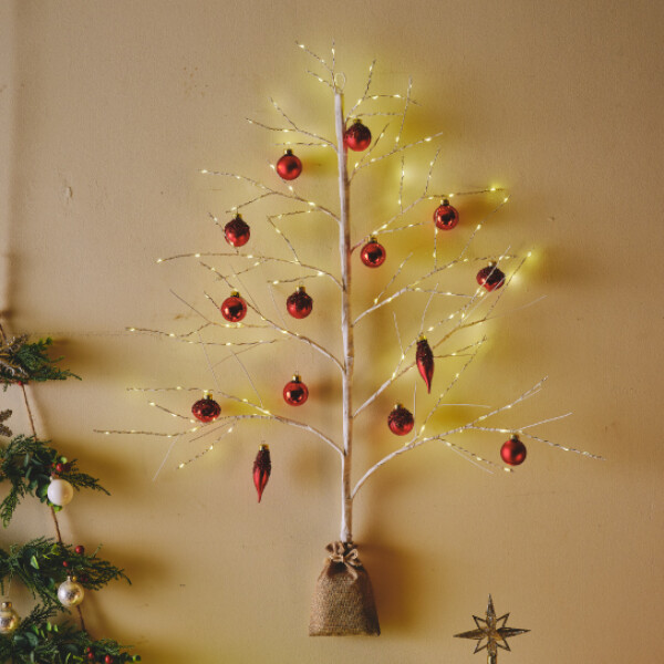 壁面からクリスマス気分を