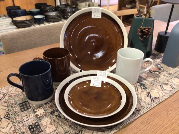 軽くて使いやすい美濃焼の食器☆