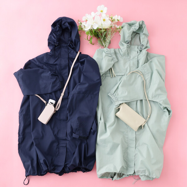 まるで普通のコート👀 雨の日のお出かけも可愛く楽しめる、レインコート☔
