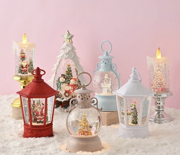 【NEW】ラメが舞う様々な形のスノードーム✨