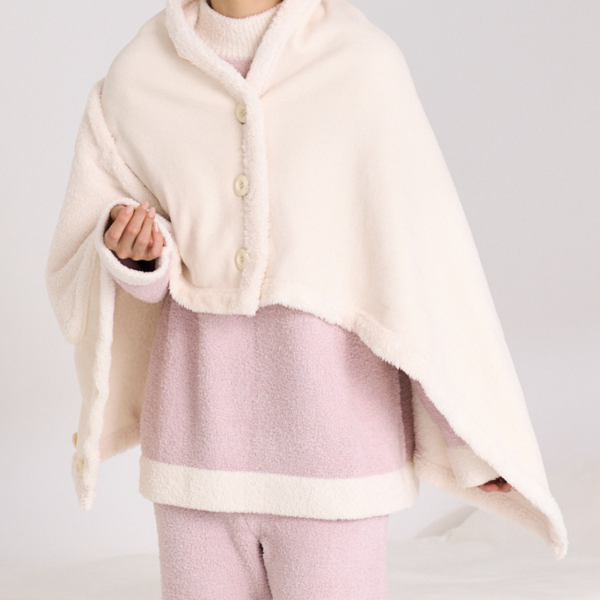 先行で一部商品３０％OFFになっております！！