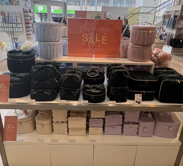 【SALE】ポーチ類30％OFF👝