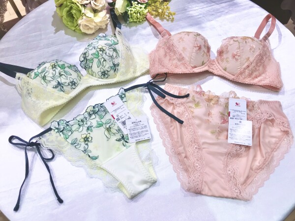 お待たせしました…❗️バストケアブラ新作入荷です💕