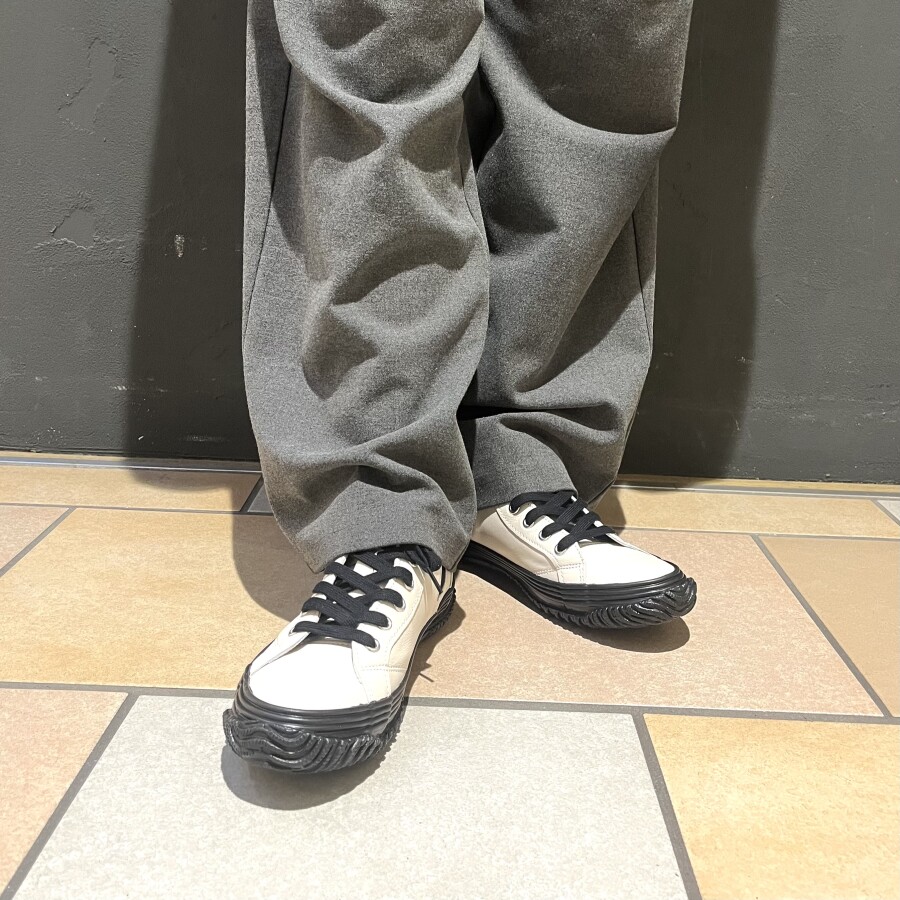 数量限定カラーが入荷しました。