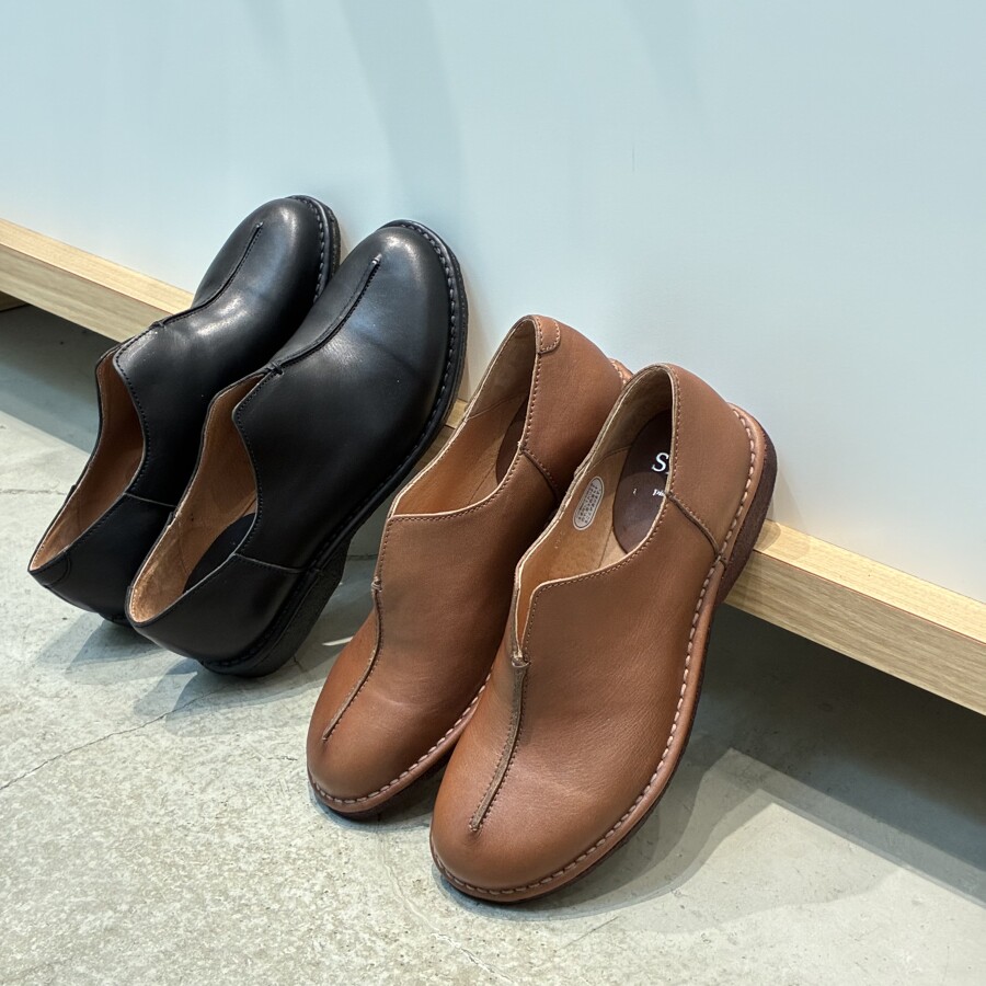 New!!プラット製法レザースリッポン