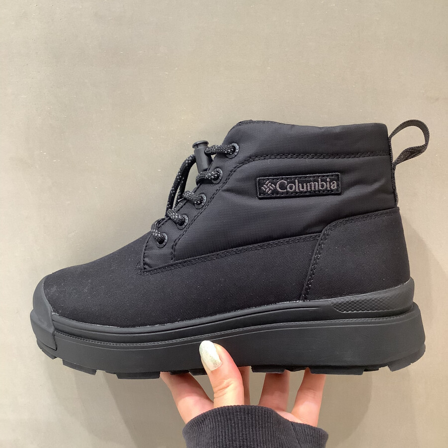 【Columbia】ウォータープルーフ入荷しました☆