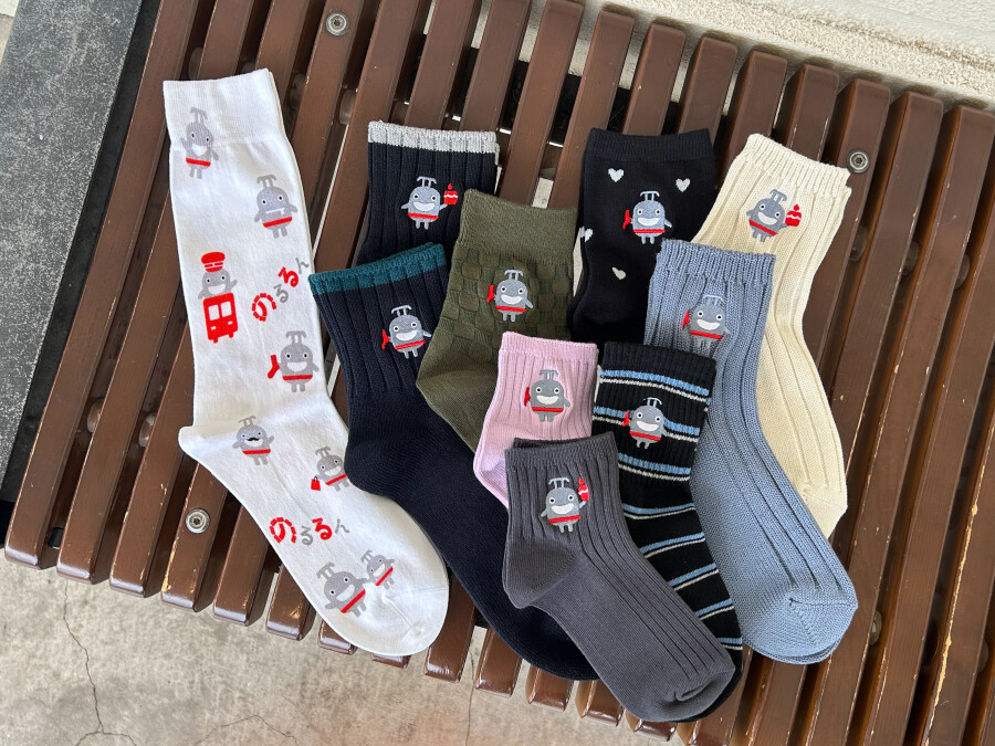 靴下屋たまプラーザテラス店 限定コラボ「のるるんくつした」