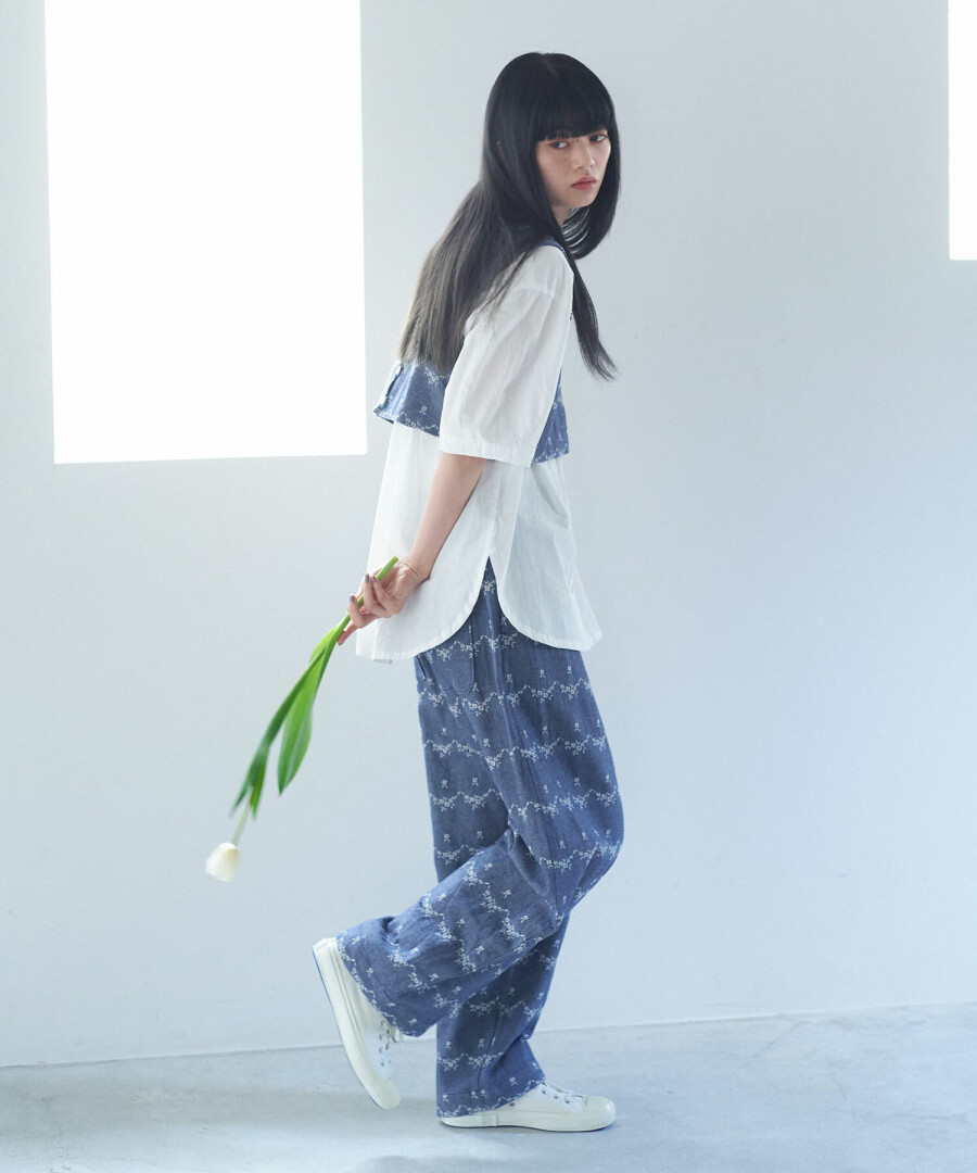 コットン花柄ジャガード　売れてます♪
