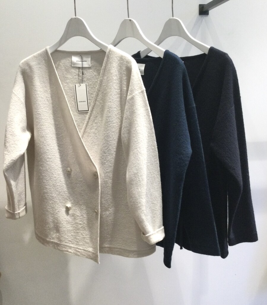 圧縮ウールVネックカーディガン