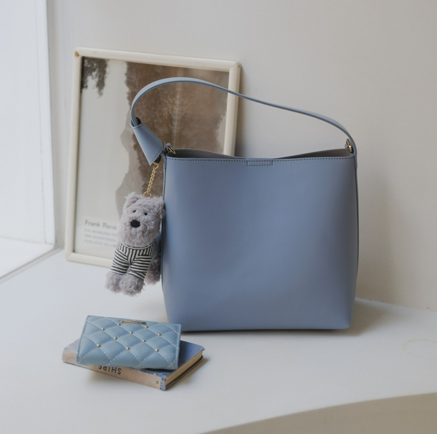 カスタムチャームを付けて毎日気分を変えよう♪