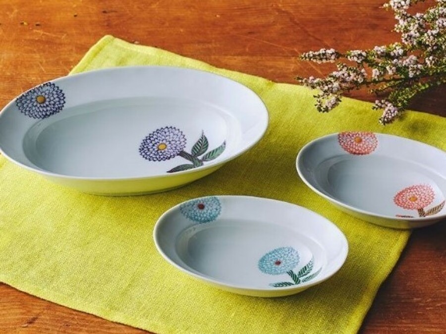可愛らしいダリア柄の和食器★