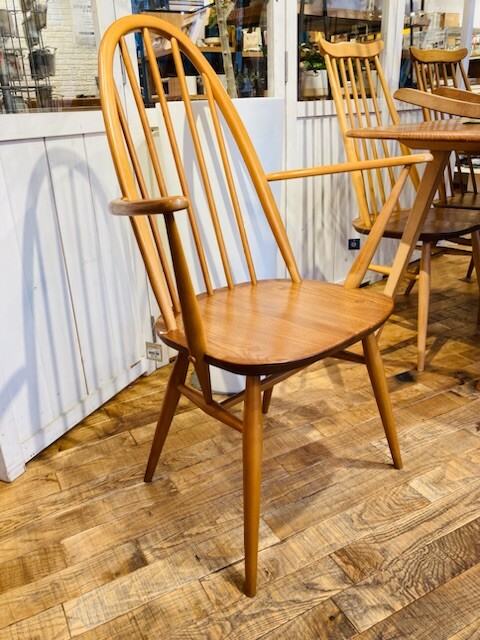 Ercol クエーカーアームチェア
